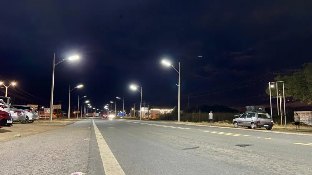 Campo Maior inaugura iluminação LED com energia solar na Avenida Marechal Castelo Branco